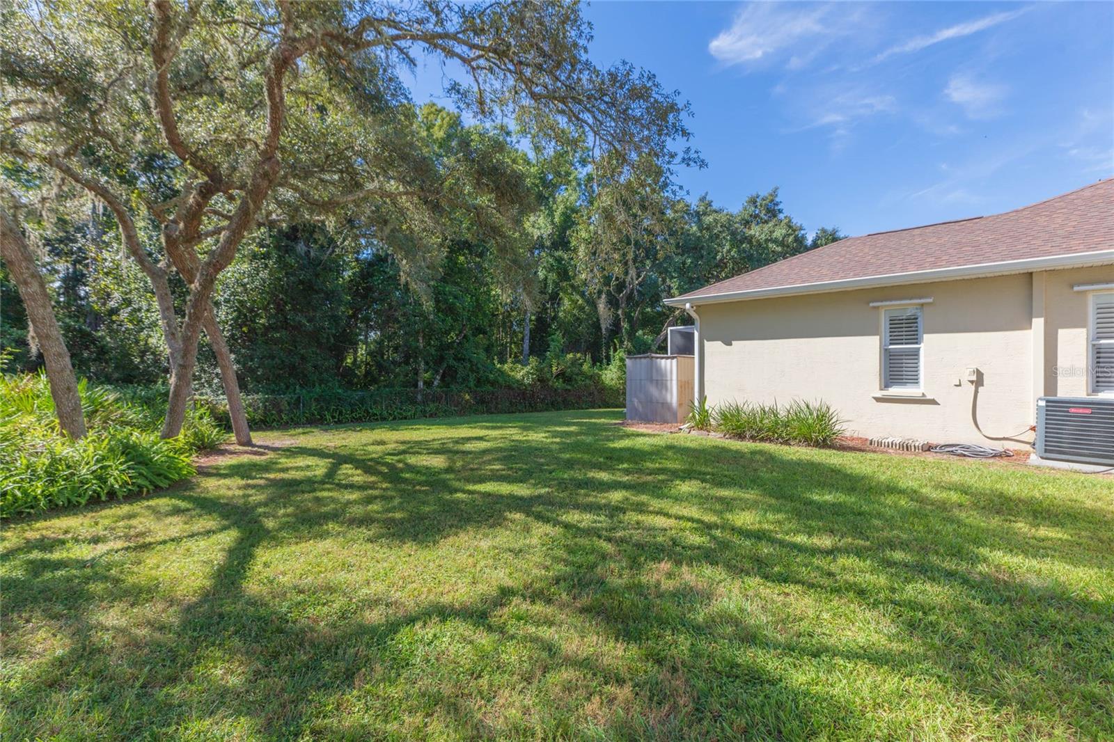 11730 LAKEVIEW DR — photo 44