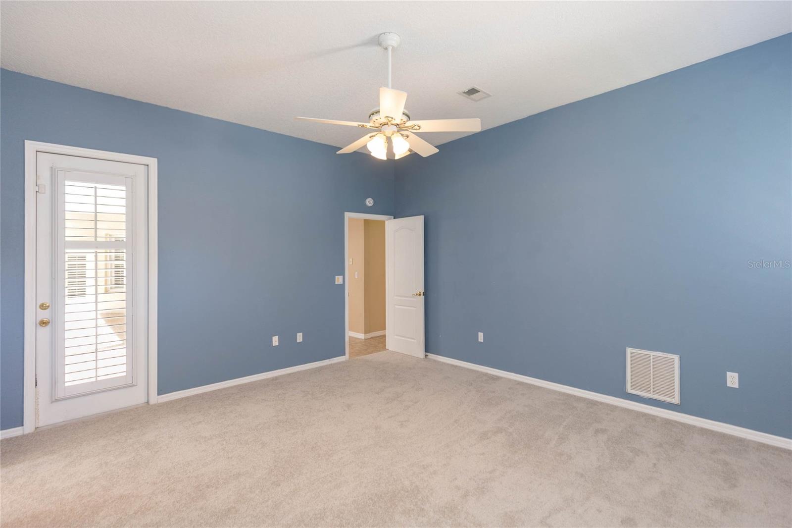 11730 LAKEVIEW DR — photo 30