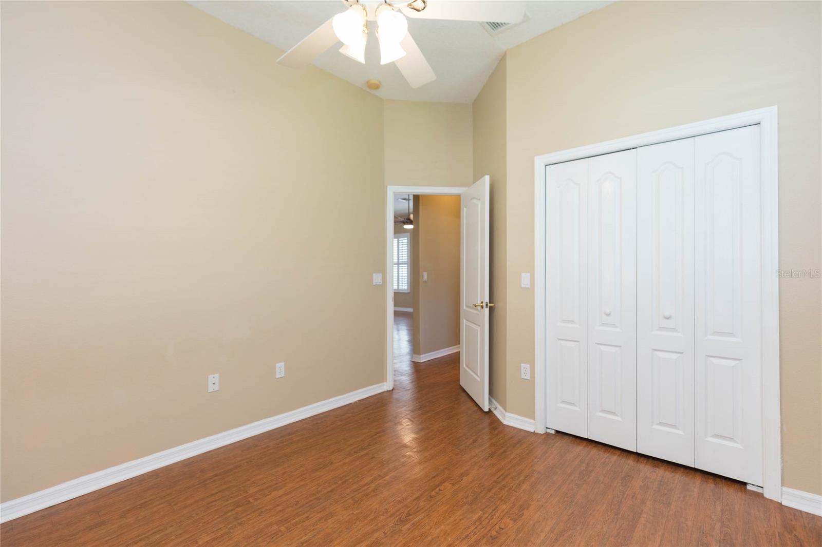 11730 LAKEVIEW DR — photo 22