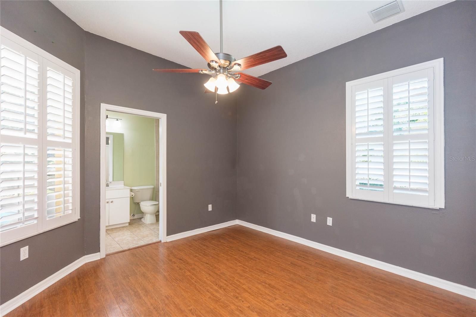 11730 LAKEVIEW DR — photo 25