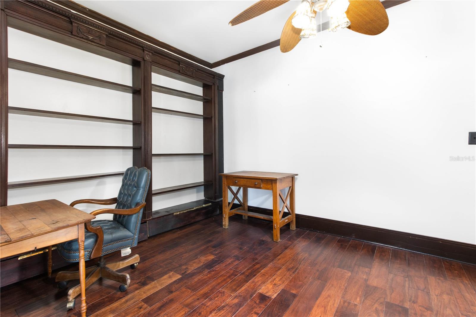806 NARCISSUS AVE — photo 31