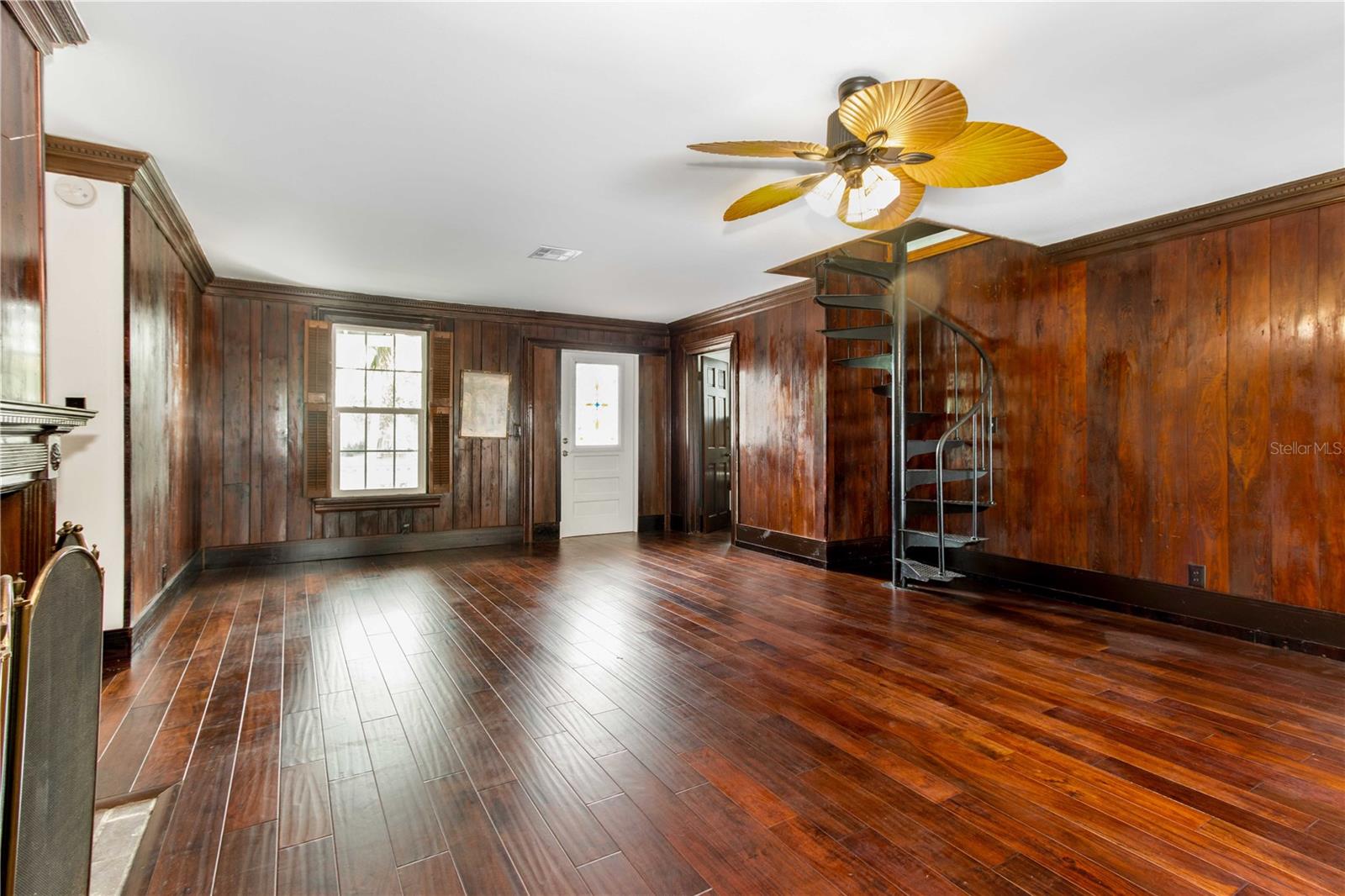 806 NARCISSUS AVE — photo 34