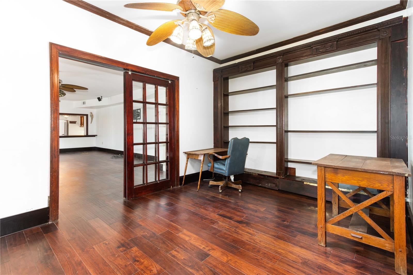 806 NARCISSUS AVE — photo 25