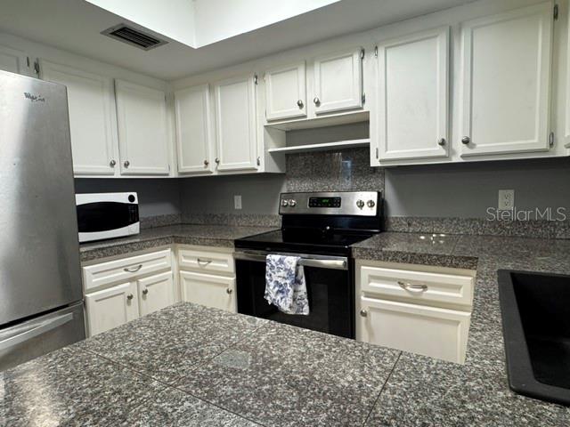11365 WALSINGHAM RD — photo 15