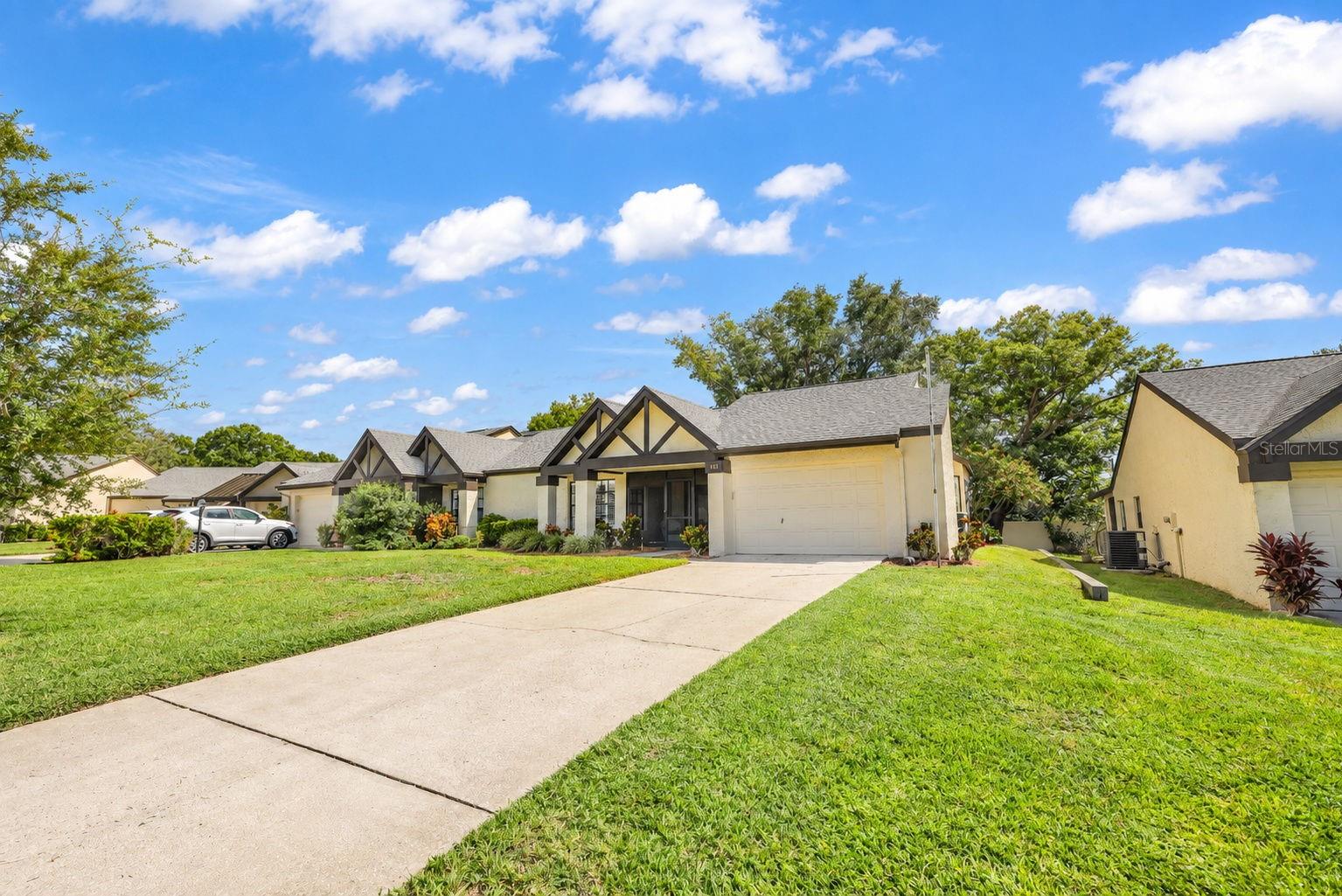 913 SUTTON PL — photo 65