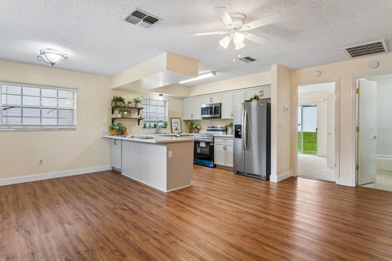6709 DEVONSHIRE LN #10A — photo 9