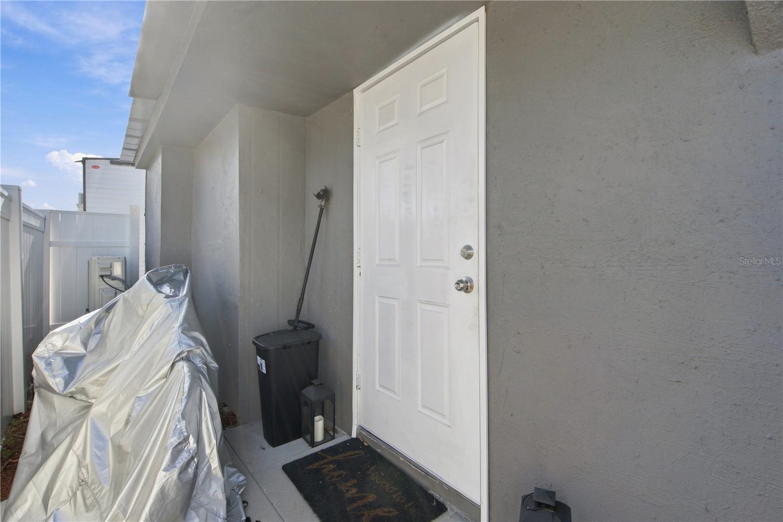 9610 SHALIMAR CT — photo 19