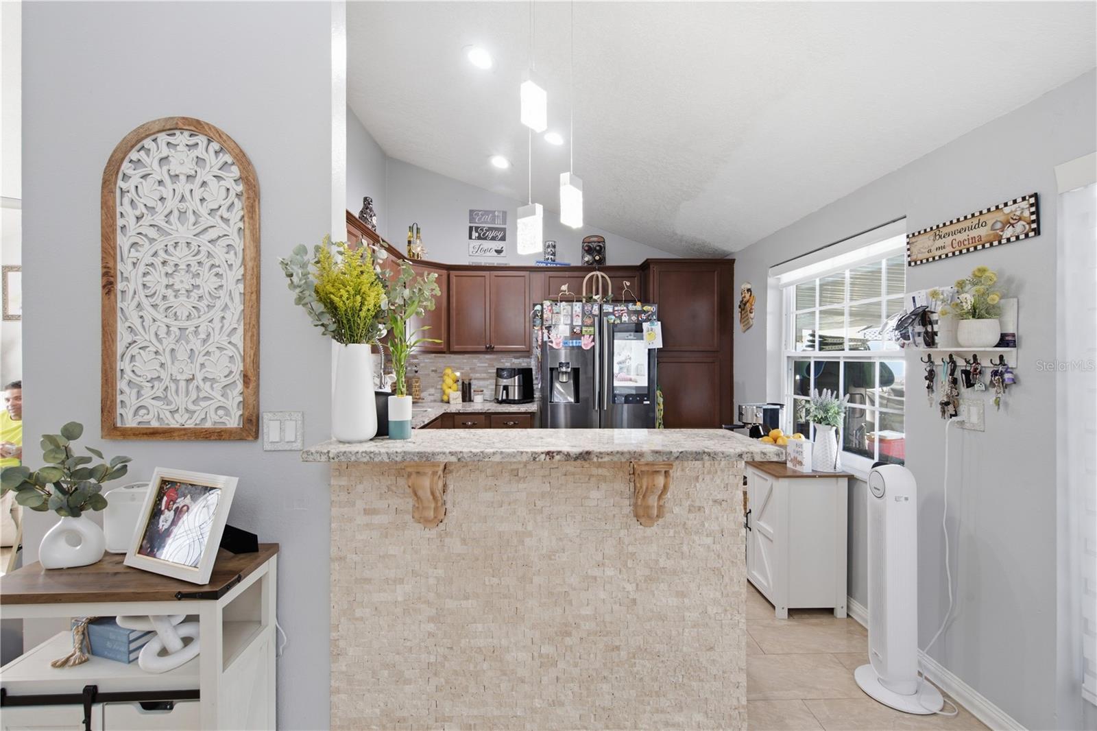 9610 SHALIMAR CT — photo 15