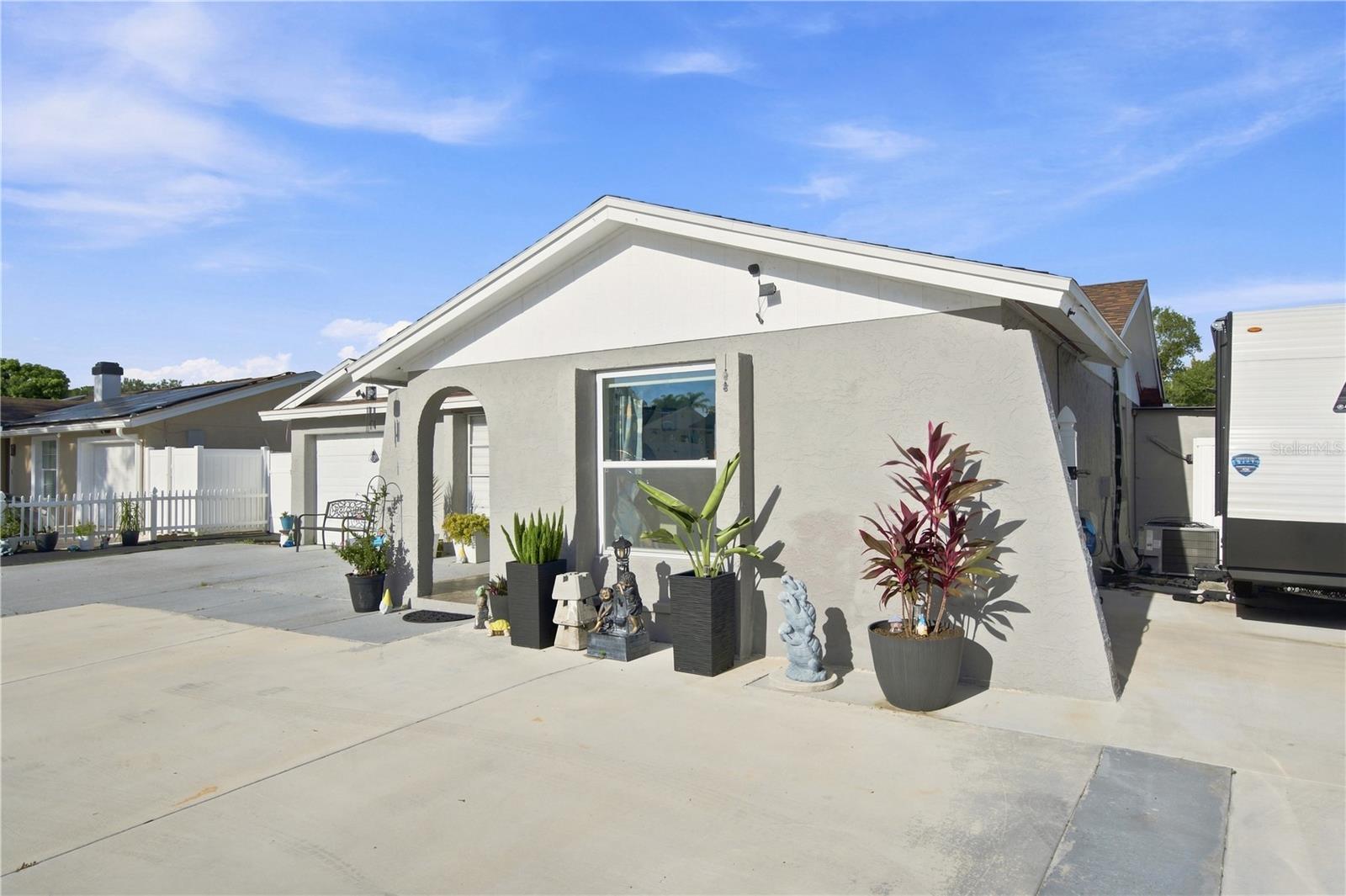 9610 SHALIMAR CT — photo 23
