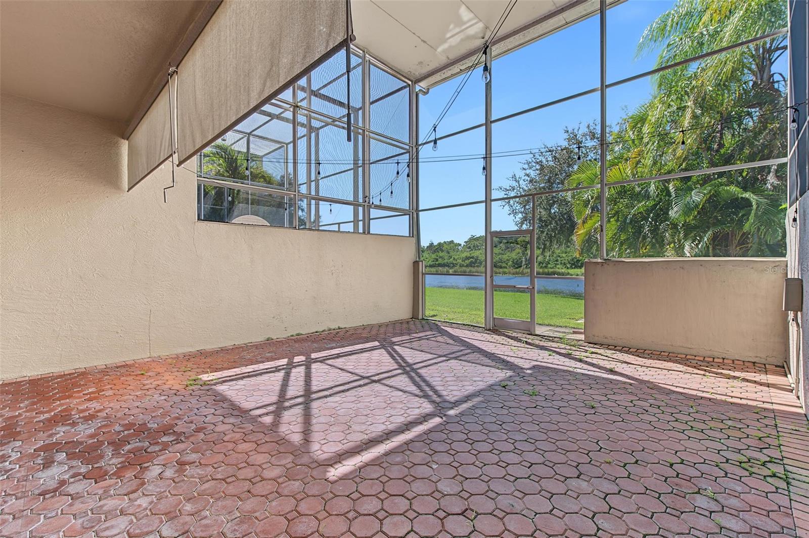 1626 LAGO VISTA BLVD — photo 33