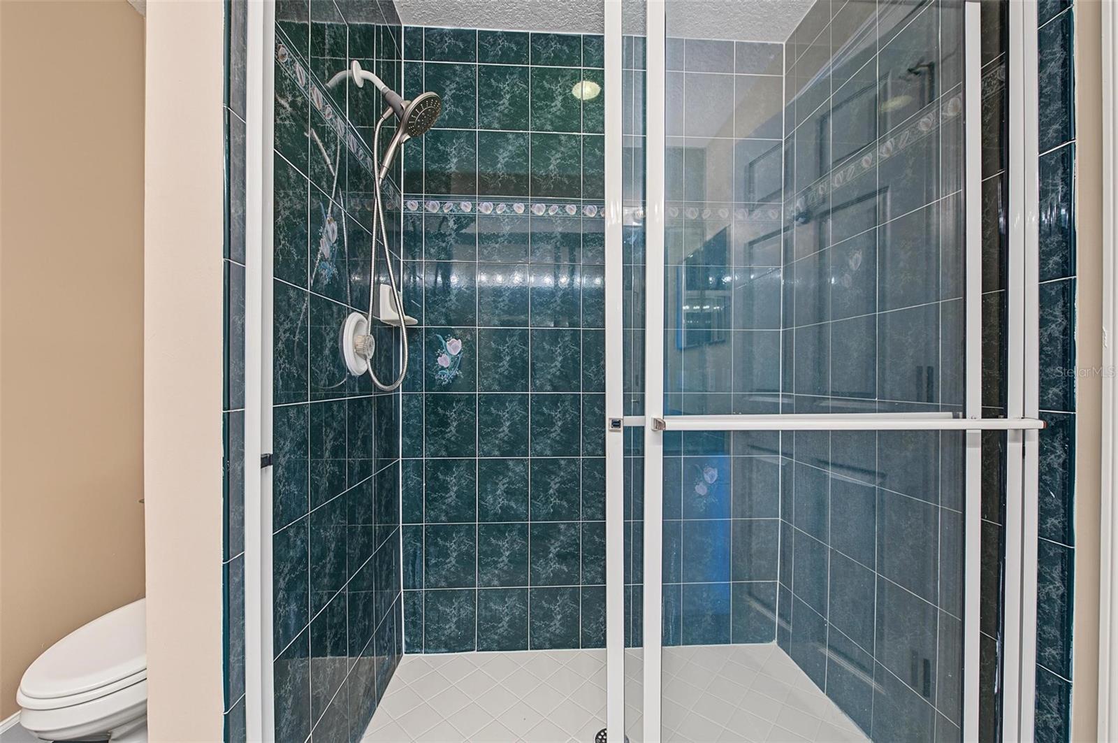1626 LAGO VISTA BLVD — photo 31