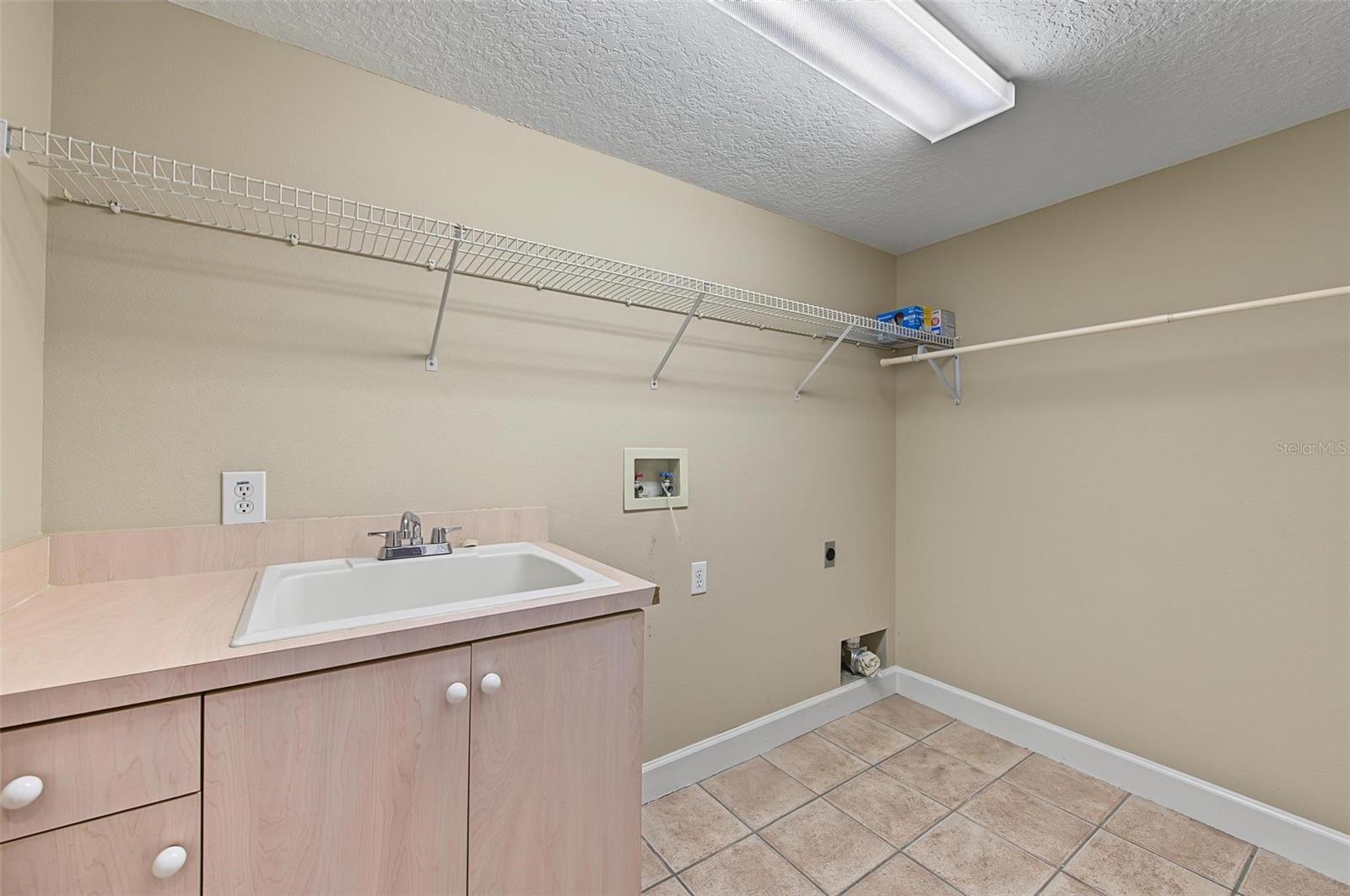 1626 LAGO VISTA BLVD — photo 24