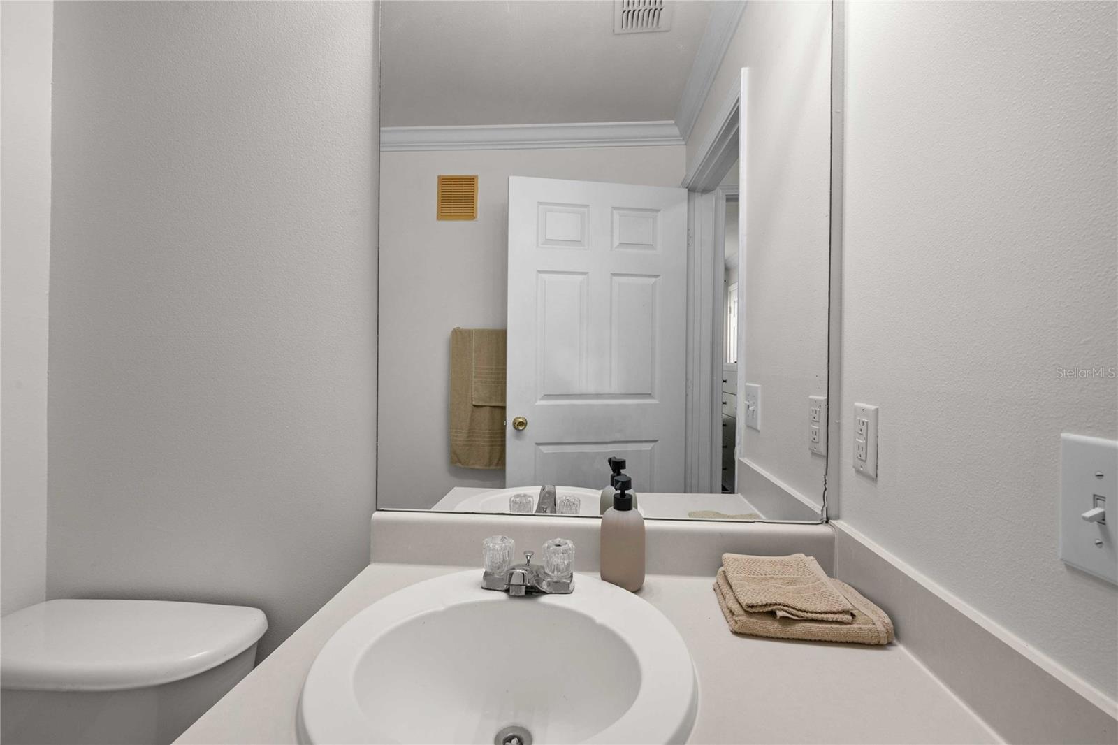 18235 BRIDLE CLUB DR #18235 — photo 30
