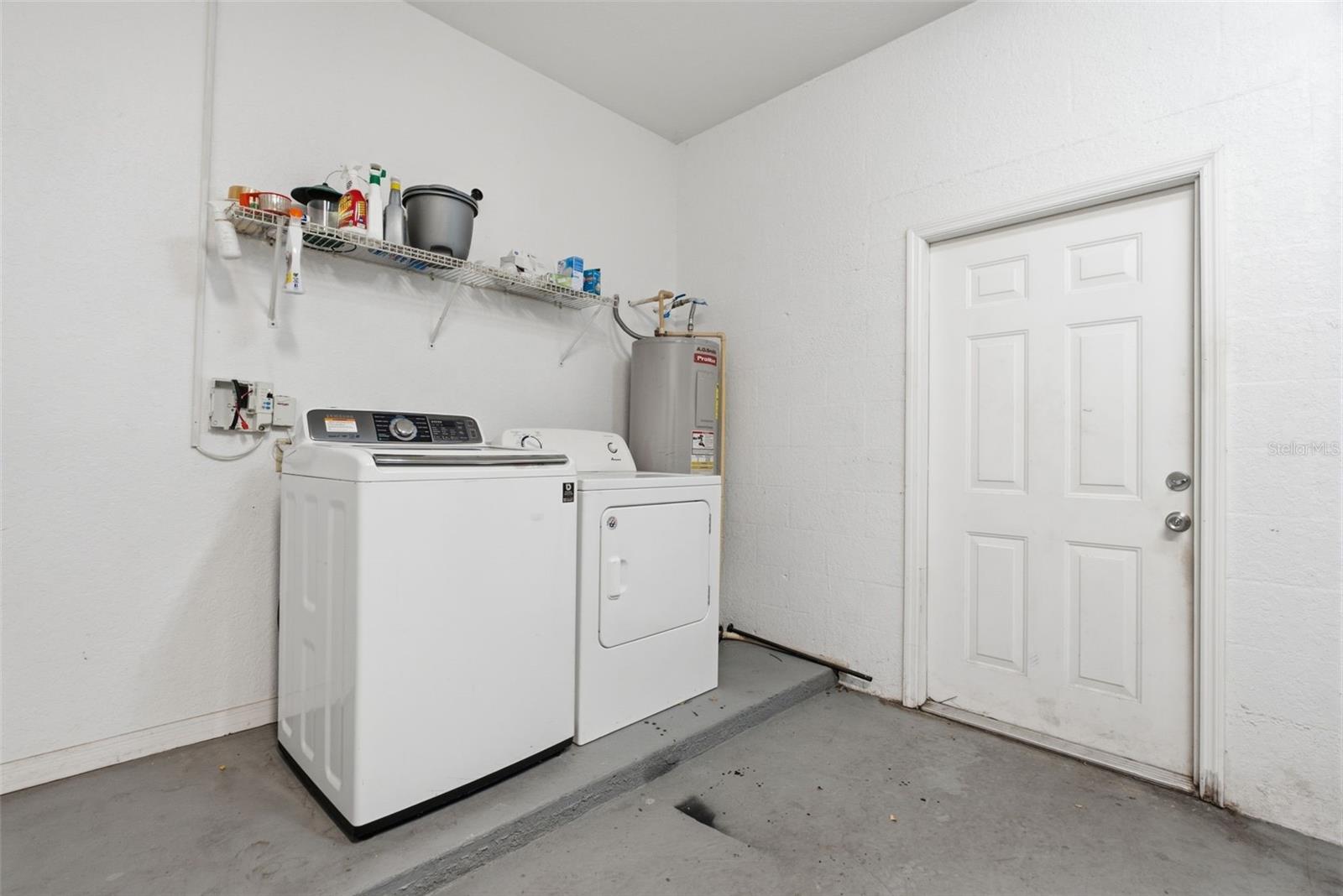 2115 SALEM AVE N — photo 19
