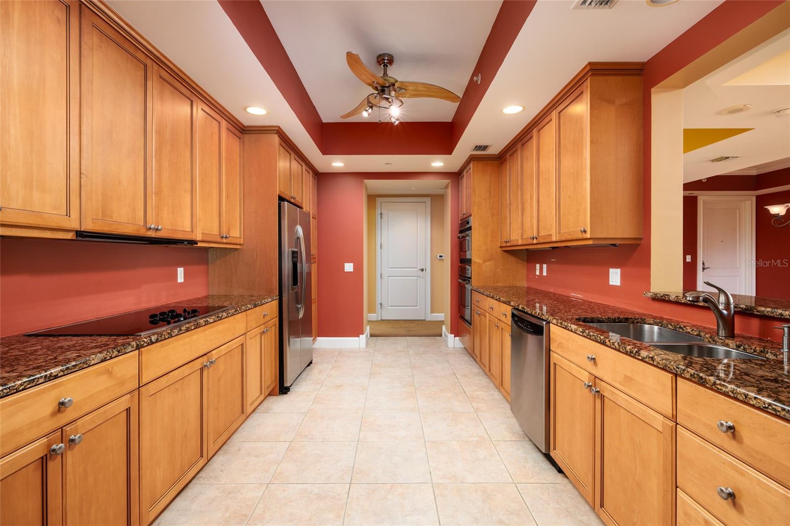 300 BEACH DR NE #1804 — photo 30