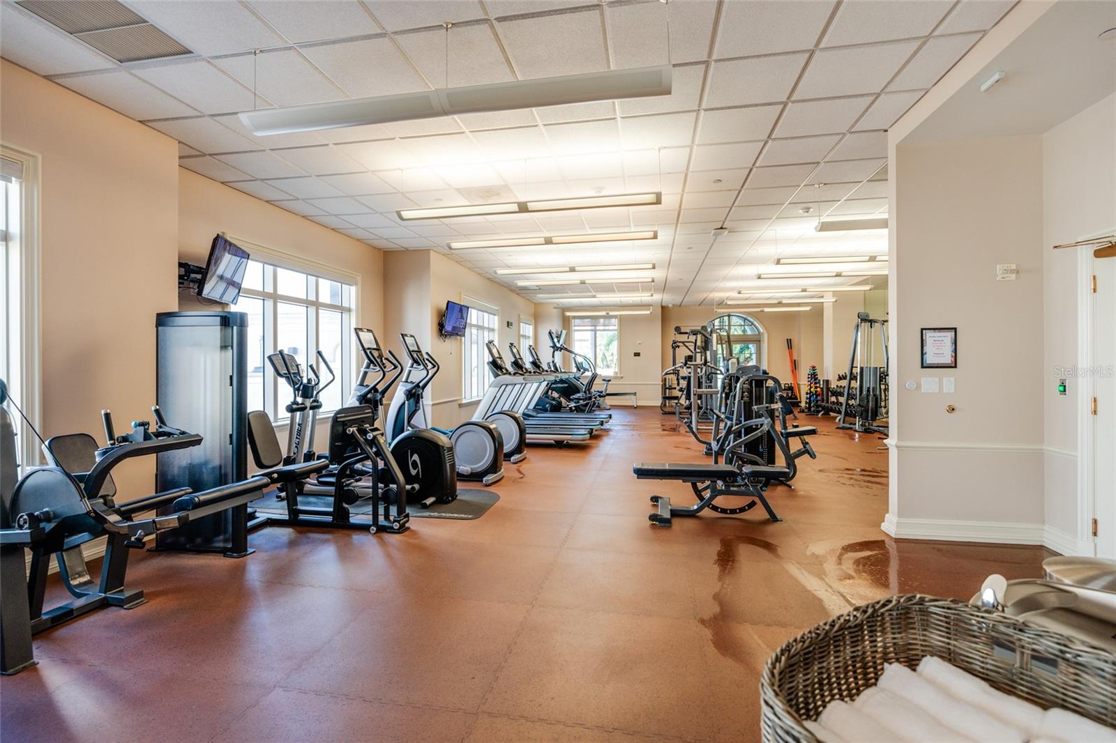 300 BEACH DR NE #1804 — photo 64