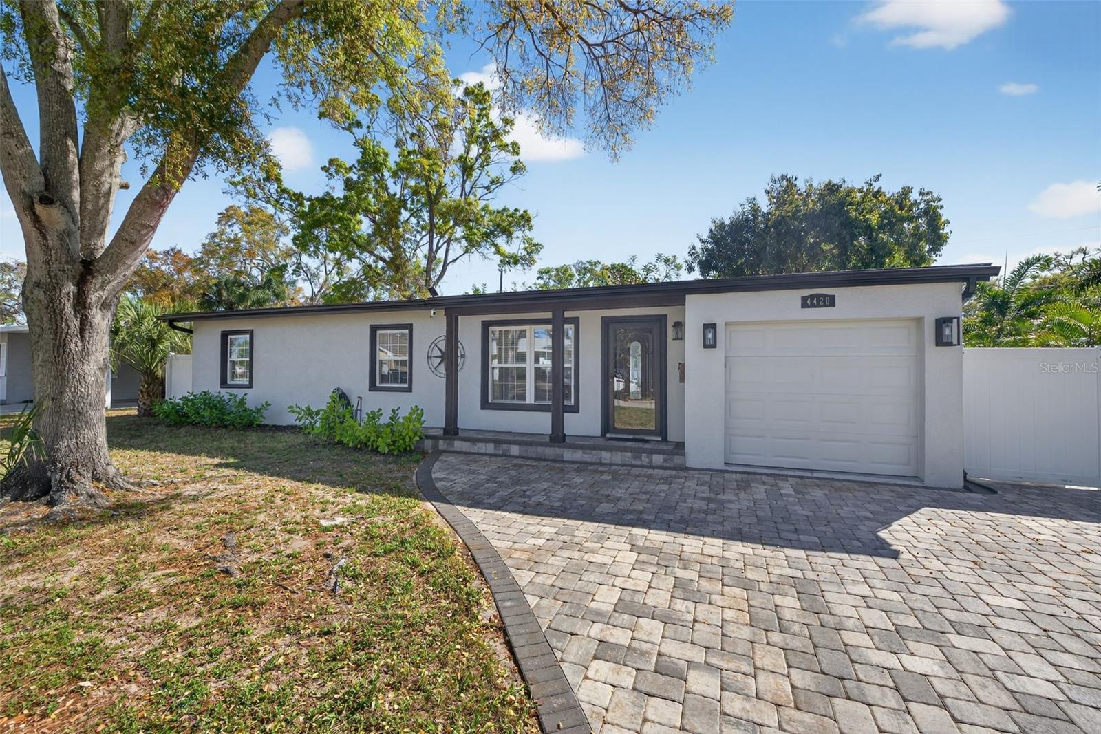4420 POMPANO DR SE — photo 29