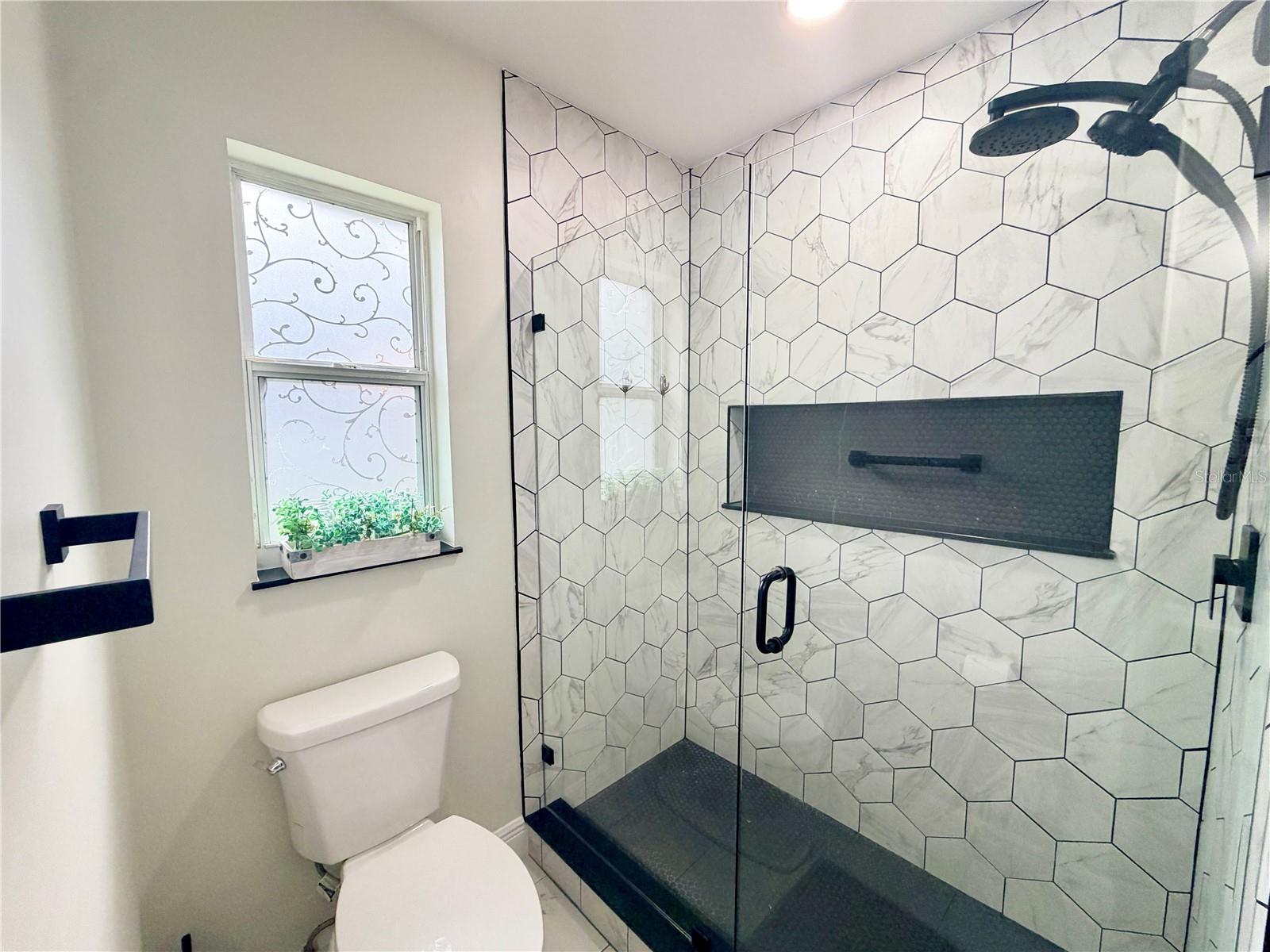 4420 POMPANO DR SE — photo 12