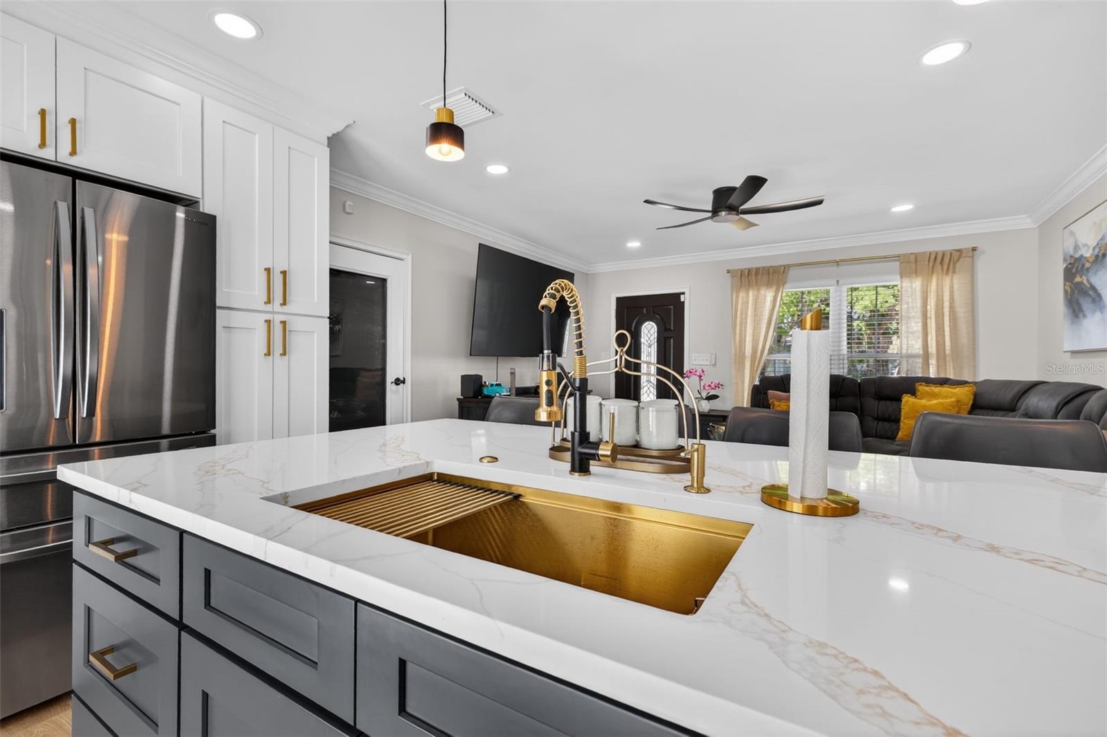 4420 POMPANO DR SE — photo 3