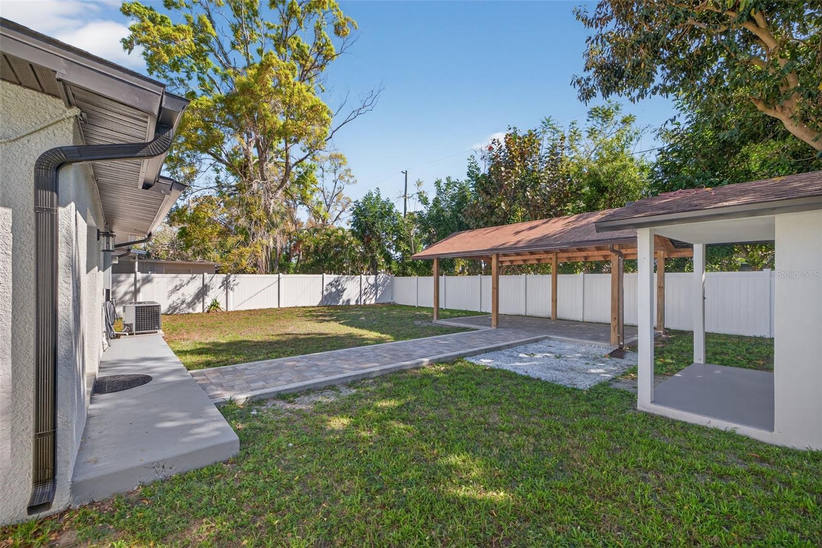 4420 POMPANO DR SE — photo 16