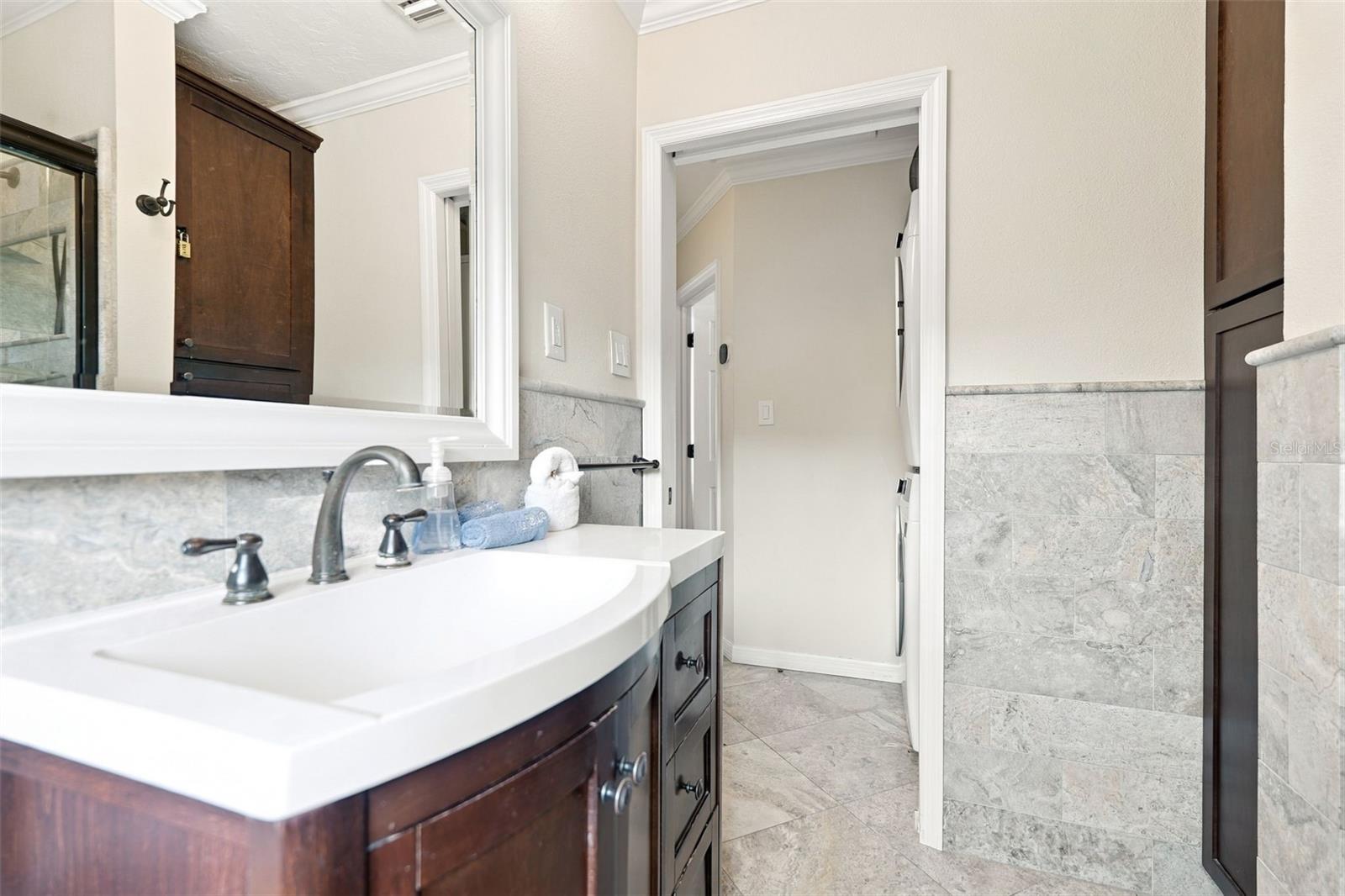 2174 BOUGAINVILLEA ST — photo 35