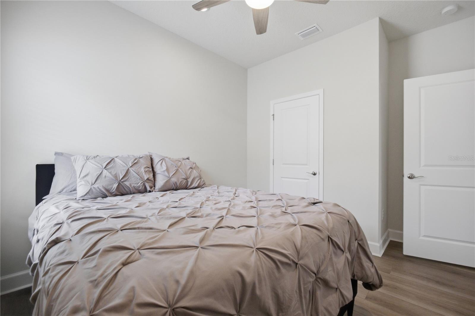 8324 GREENWAY AVE — photo 25