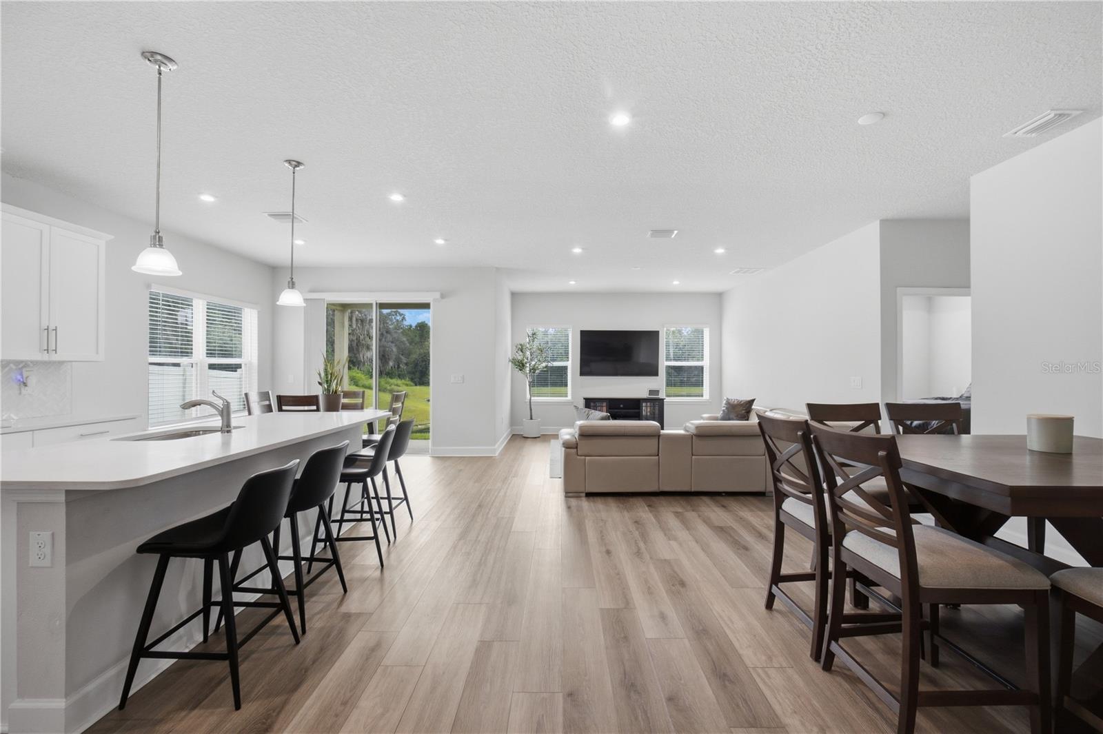 8324 GREENWAY AVE — photo 6