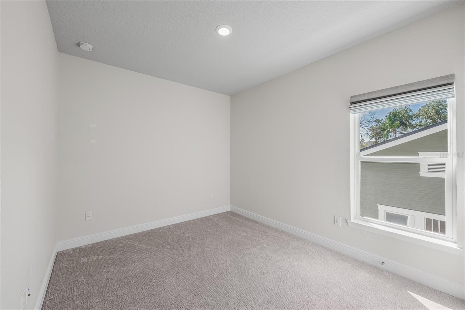 204 S ALBANY AVE #2 — photo 22