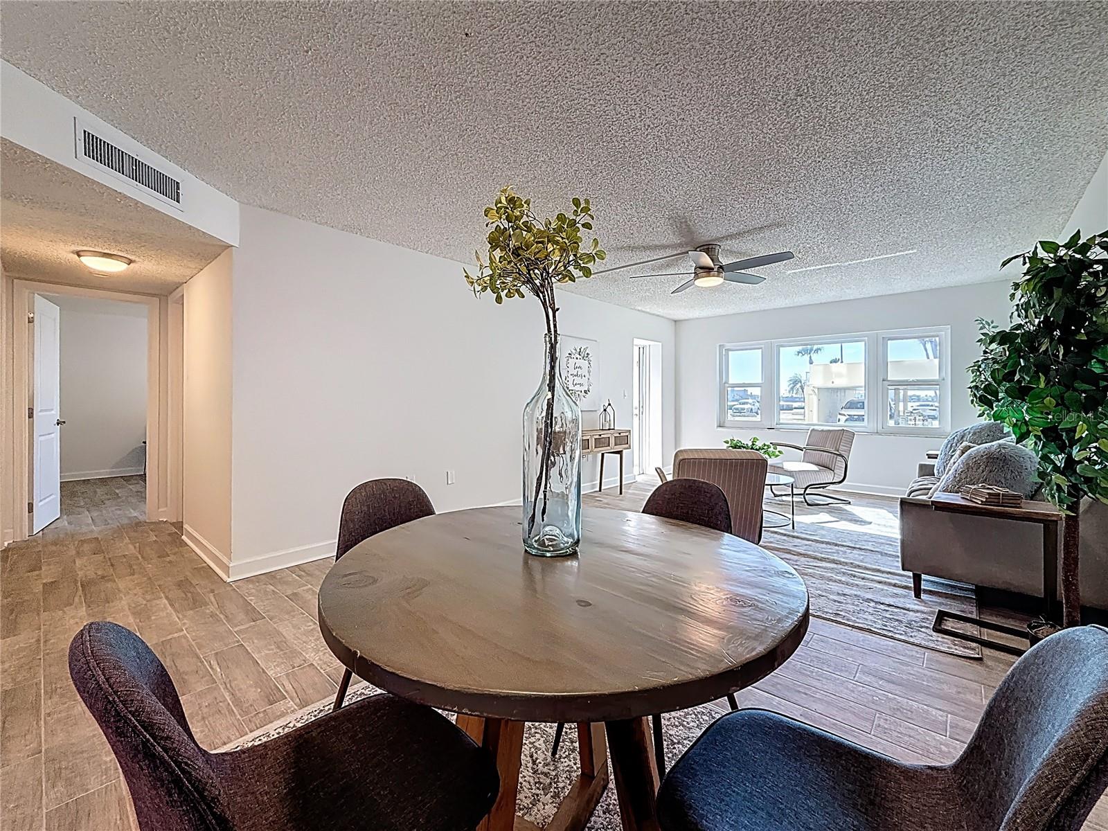 4550 COVE CIR #106 — photo 11
