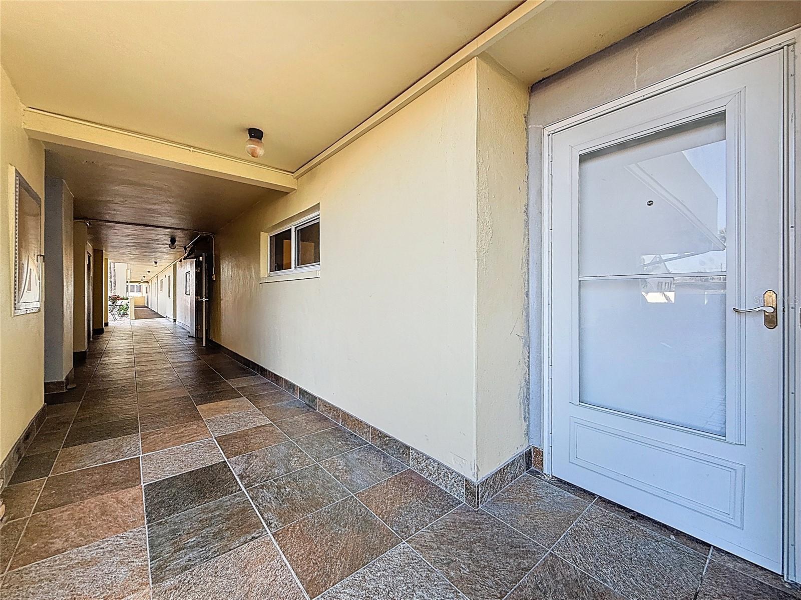 4550 COVE CIR #106 — photo 2