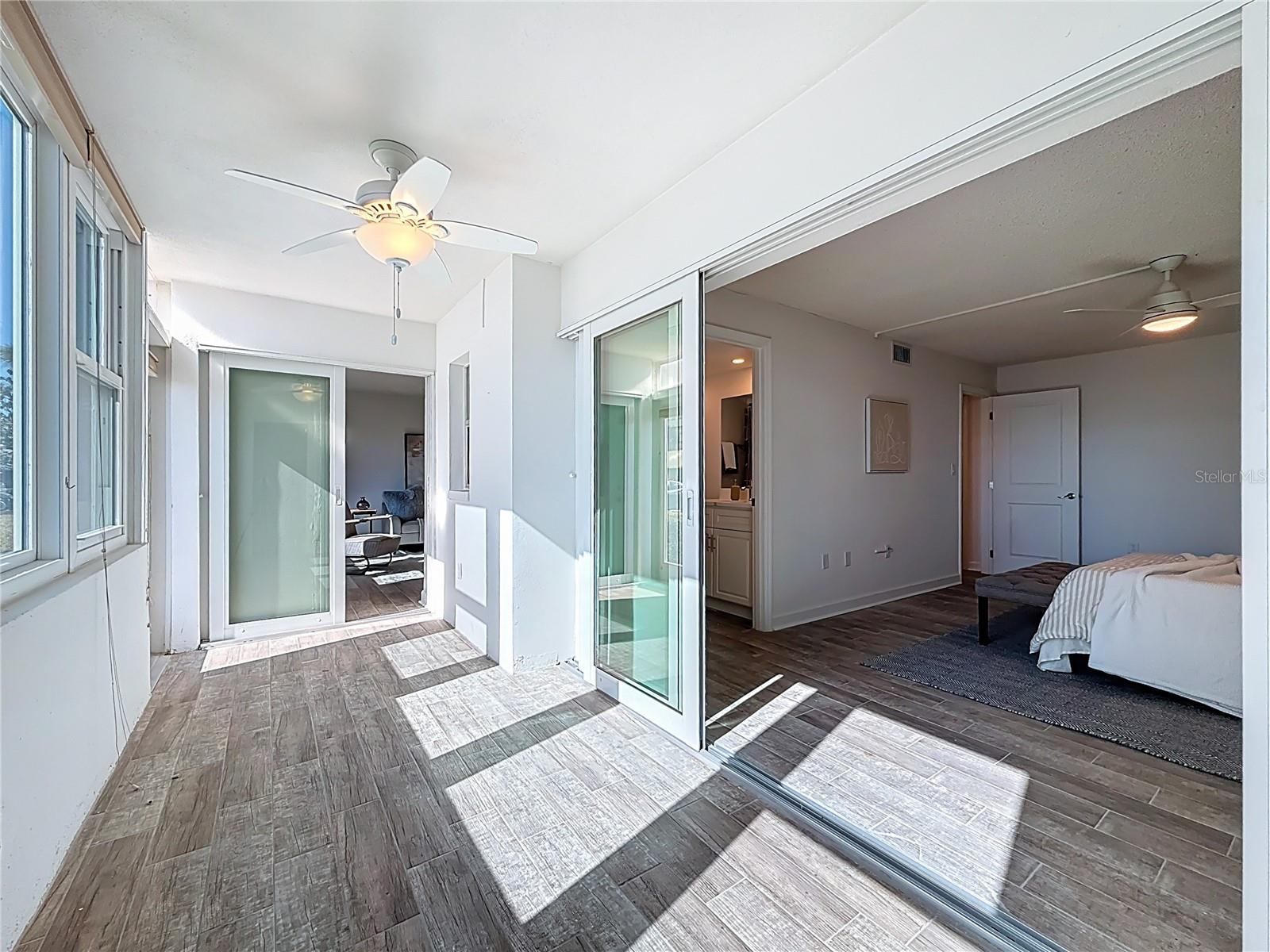 4550 COVE CIR #106 — photo 29