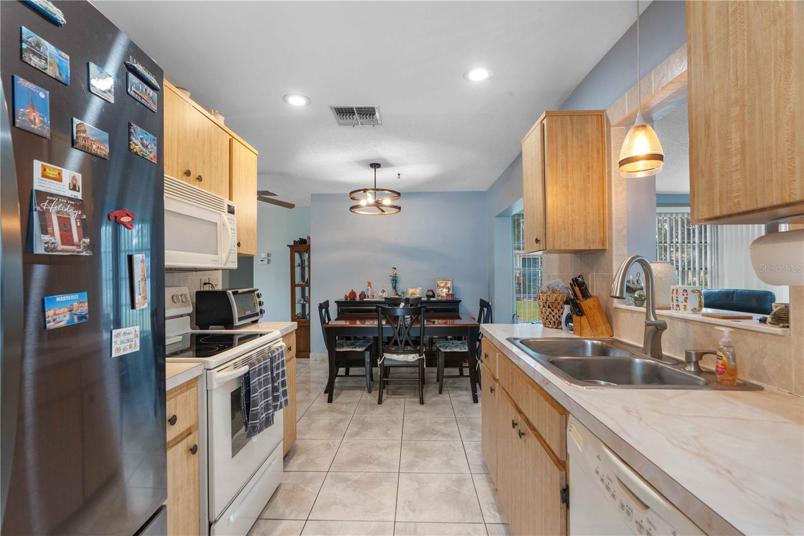 8030 GLENEAGLE DR — photo 6