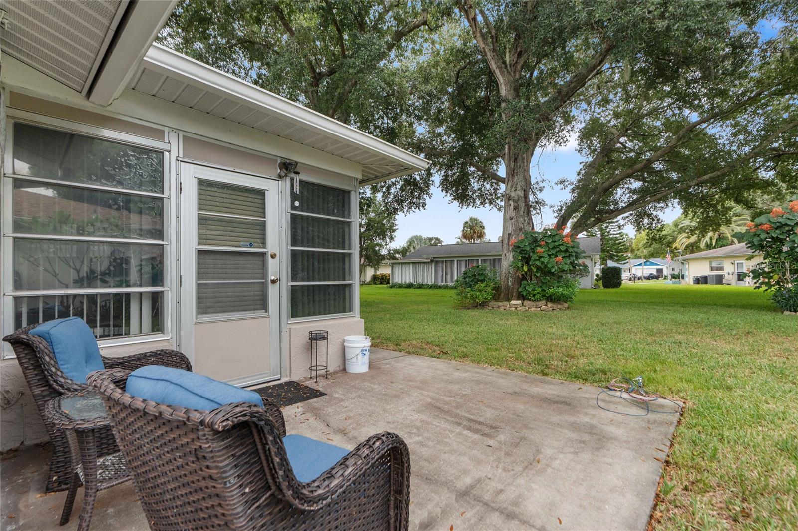 8030 GLENEAGLE DR — photo 18
