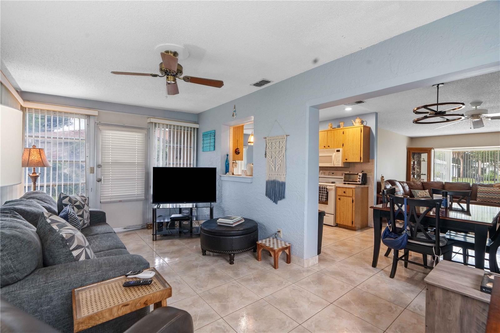 8030 GLENEAGLE DR — photo 8