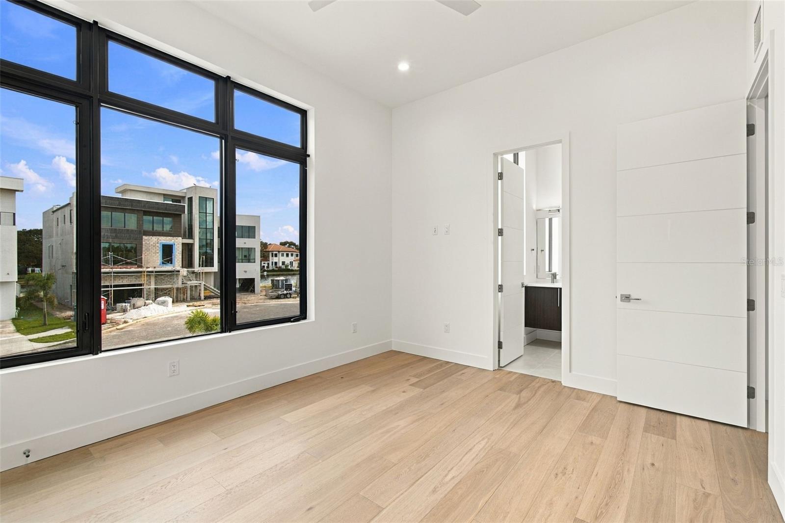 5023 W LEONA ST — photo 34
