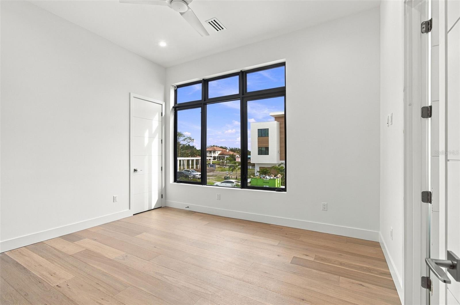 5023 W LEONA ST — photo 33
