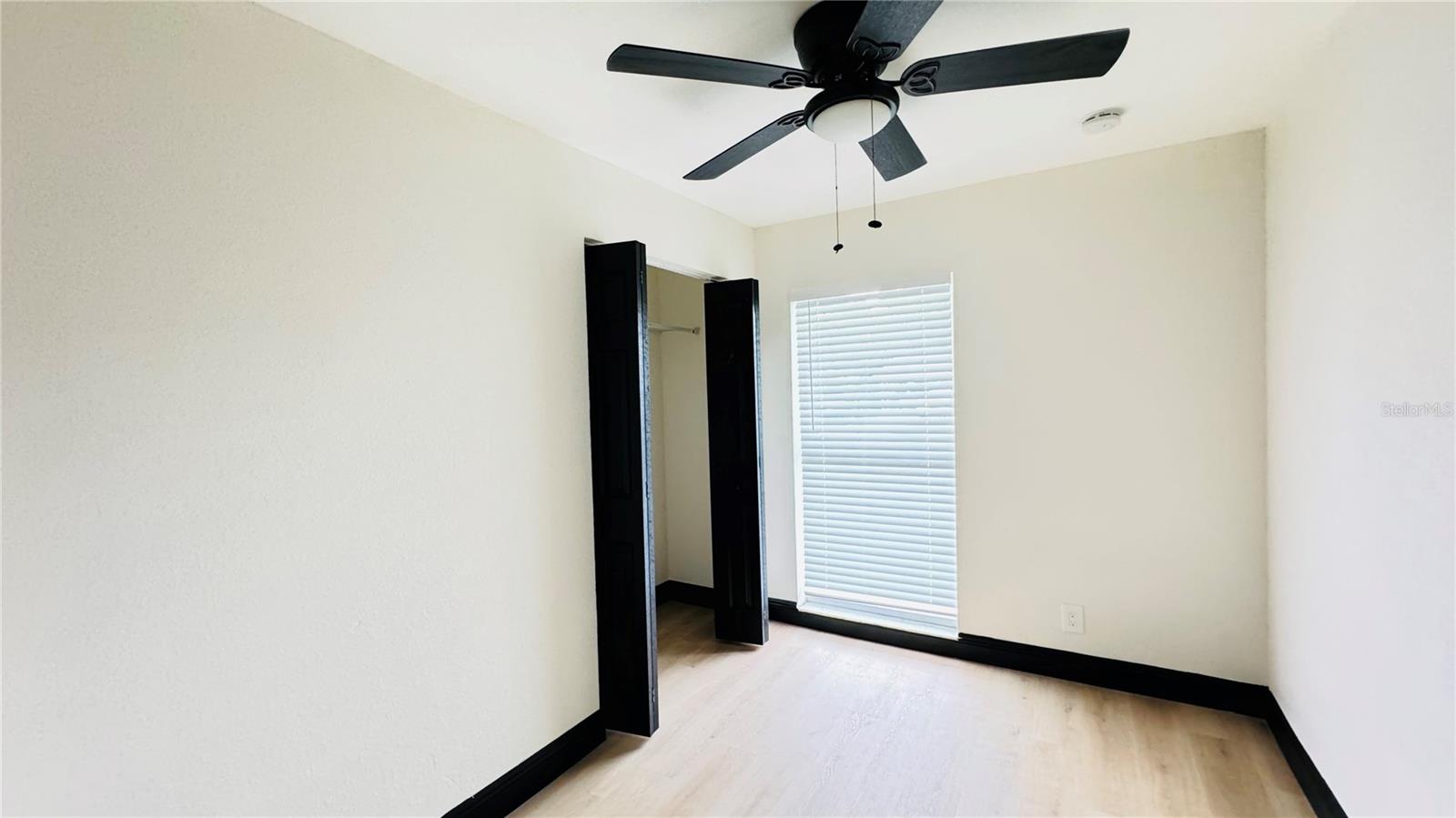 7017 SANDHURST DR — photo 13