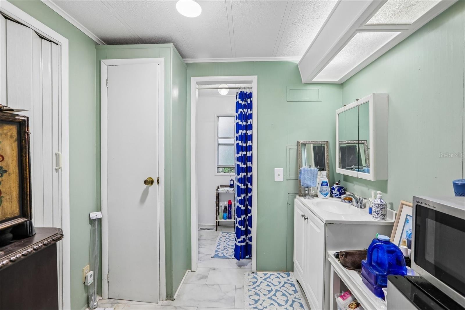 8807 SHELDON WEST DR — photo 11