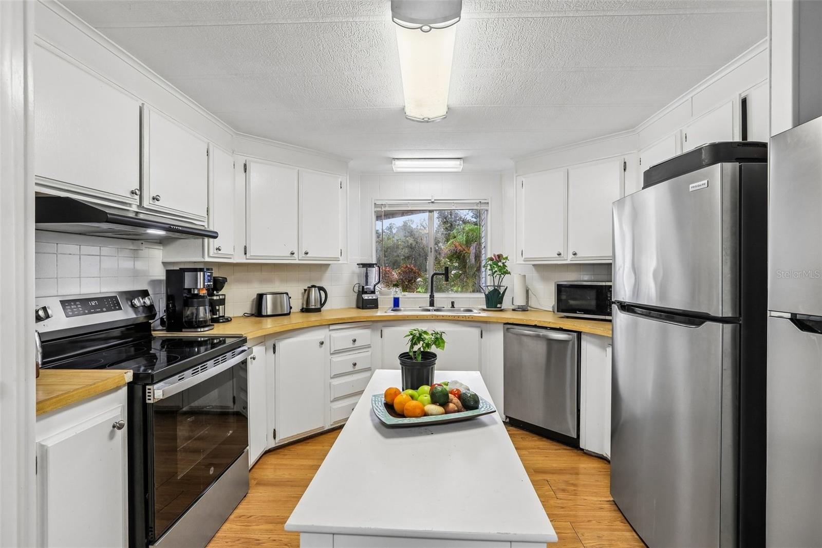 8807 SHELDON WEST DR — photo 4
