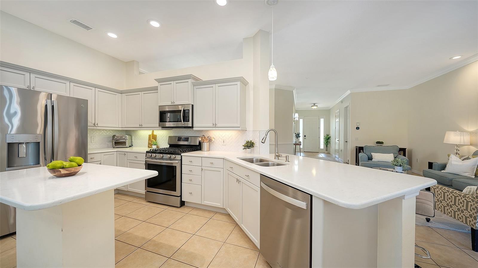 15213 BLUE FISH CIR — photo 12