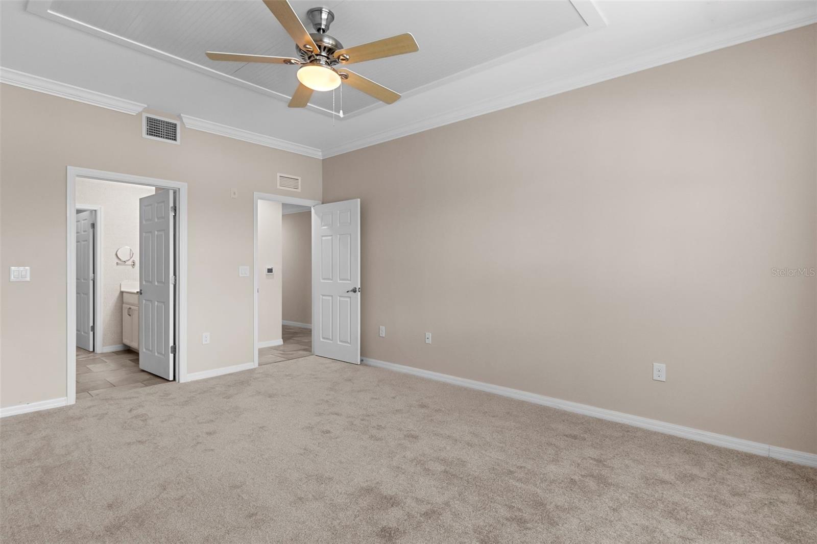 89 NAVIGATION CIR — photo 17