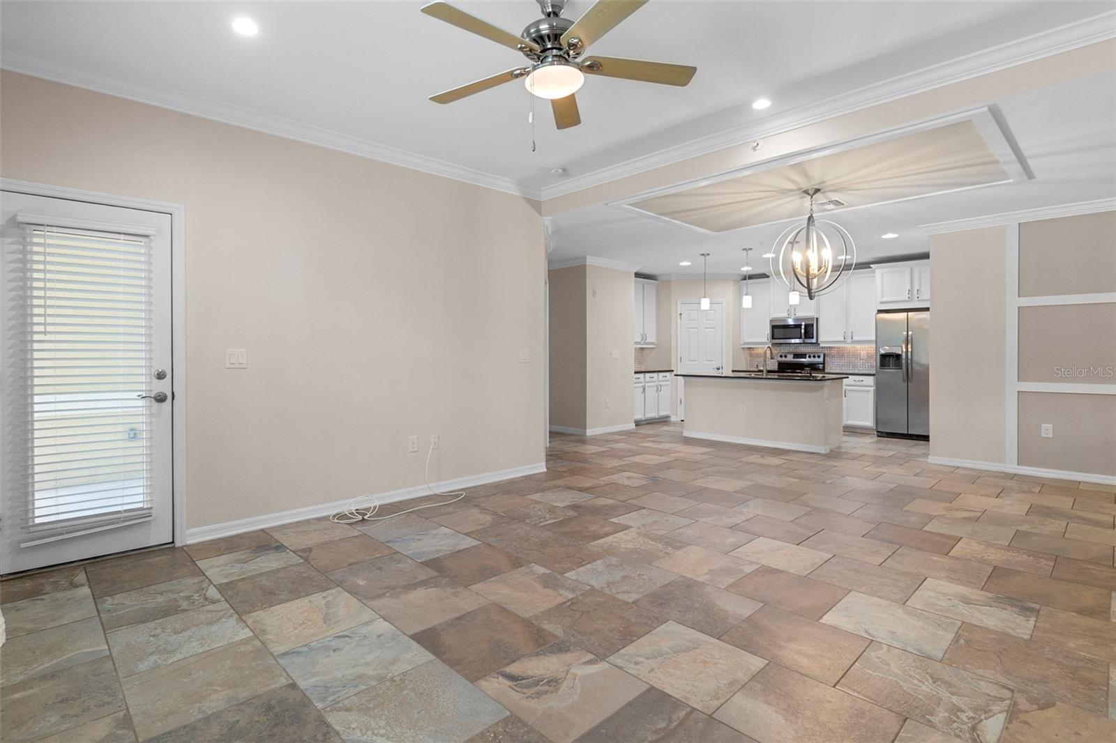 89 NAVIGATION CIR — photo 7