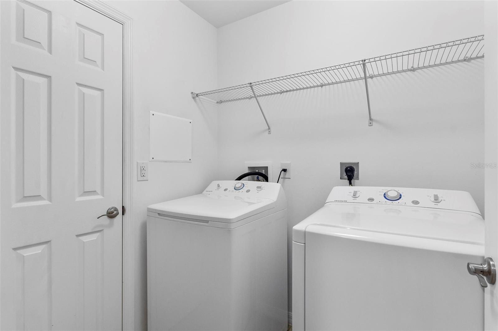 89 NAVIGATION CIR — photo 15