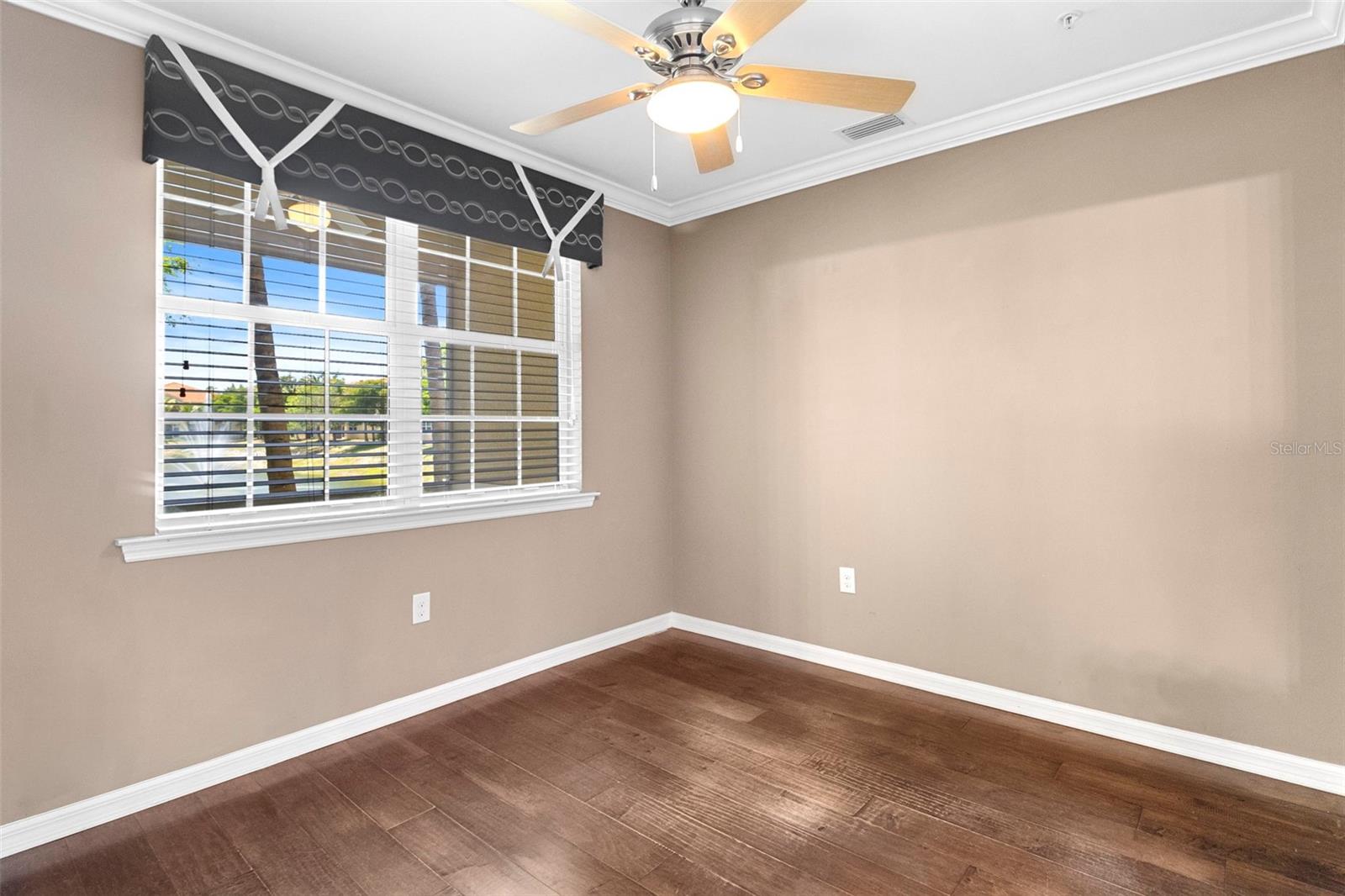 89 NAVIGATION CIR — photo 13