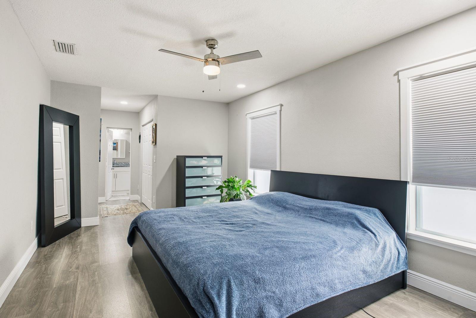 3926 W CASS ST — photo 5
