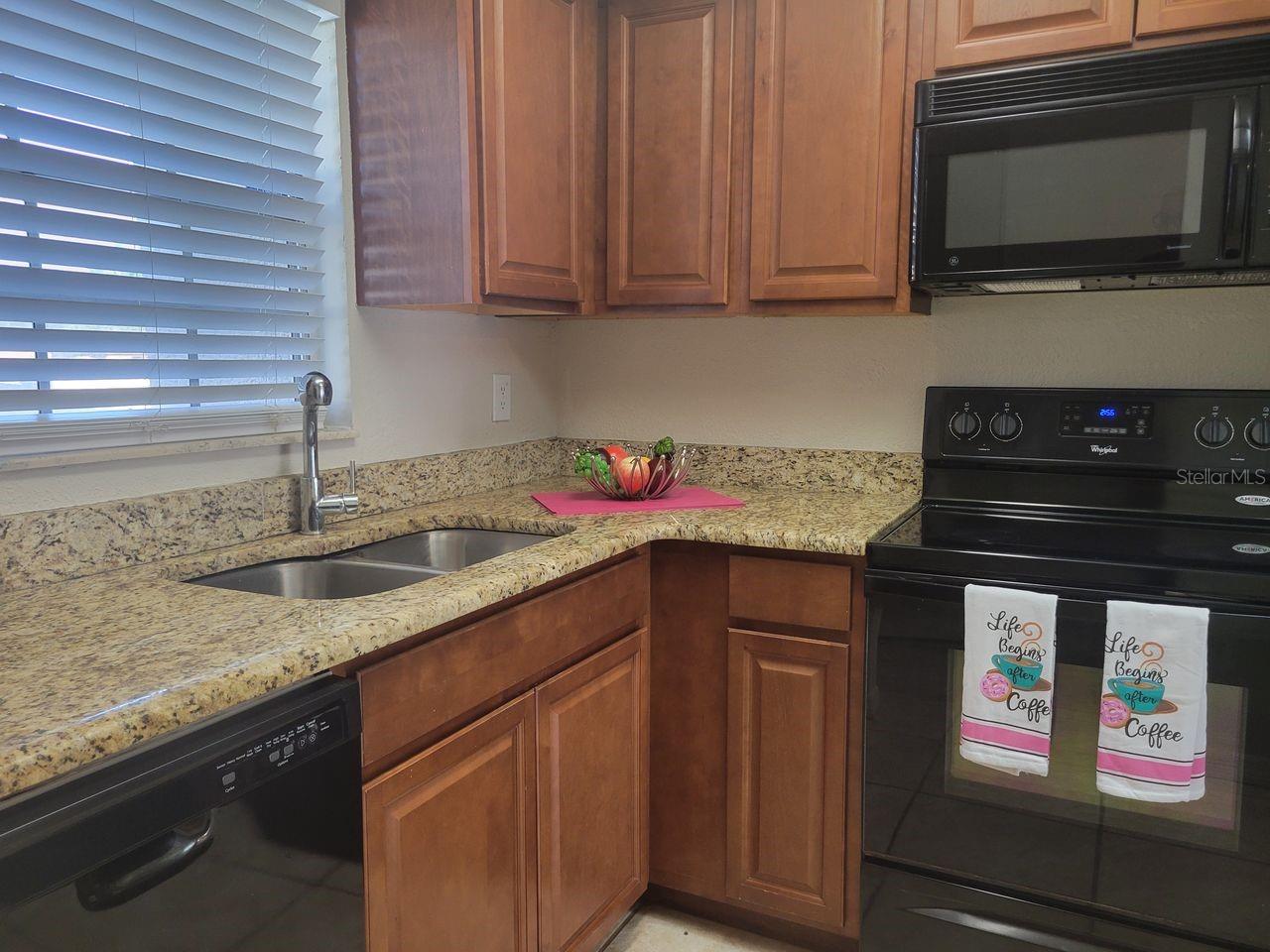 711 RUSSELL LN #134 — photo 7