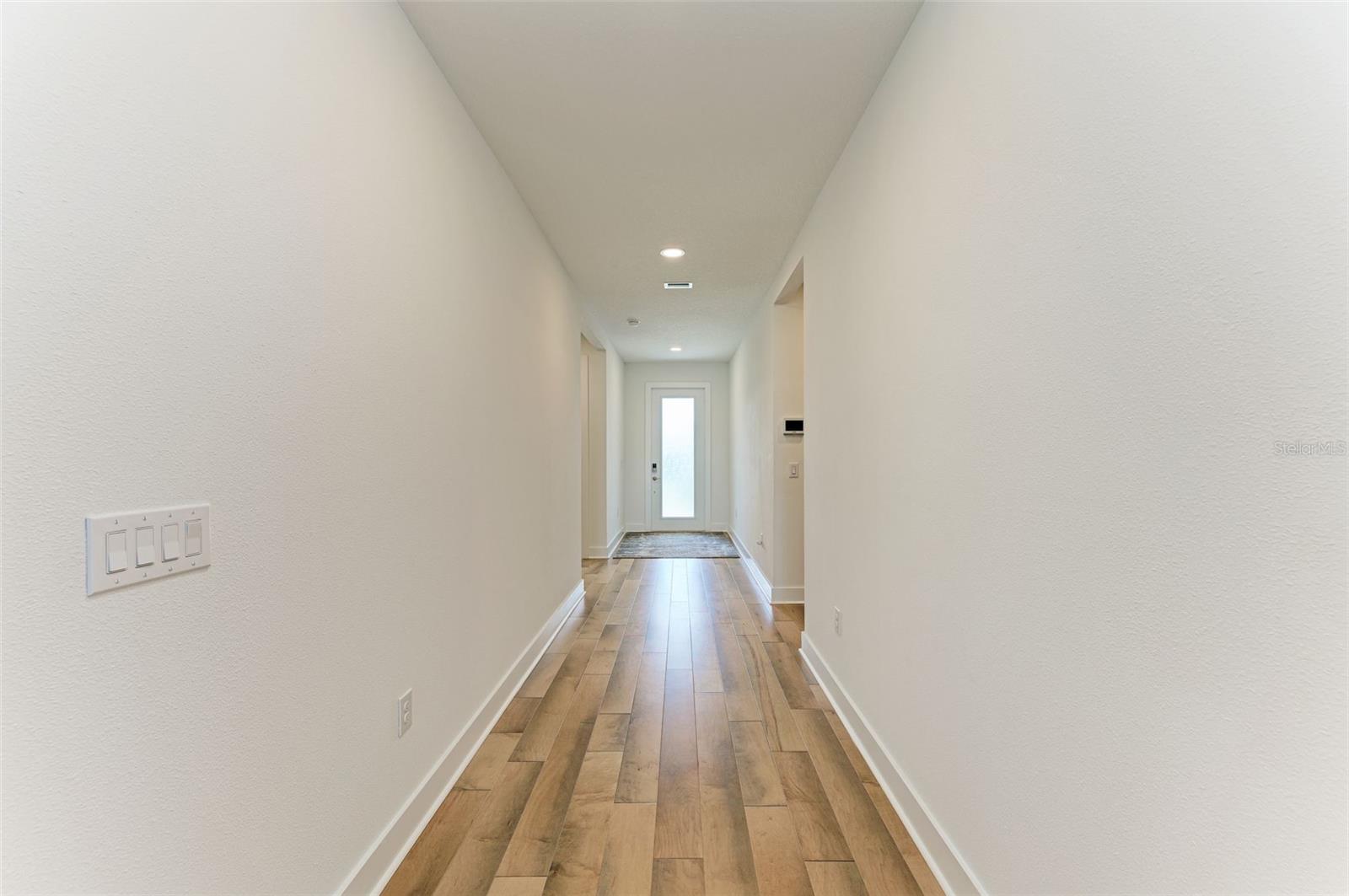 18530 MIDSUMMER PL — photo 31