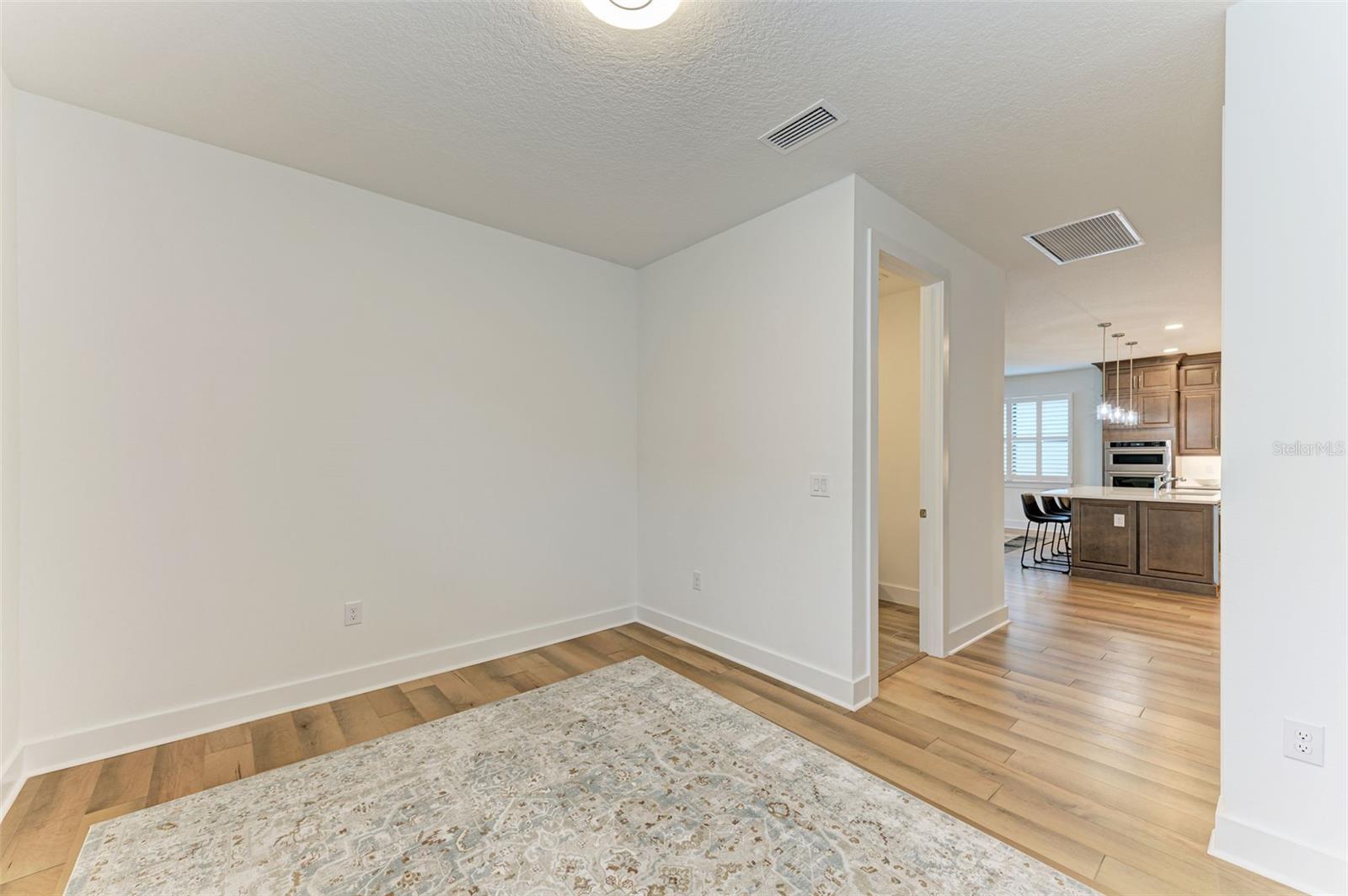 18530 MIDSUMMER PL — photo 40