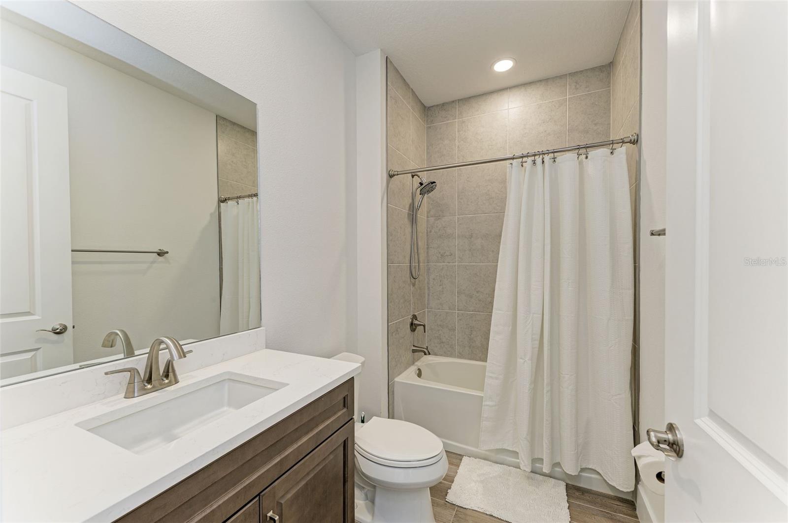 18530 MIDSUMMER PL — photo 30