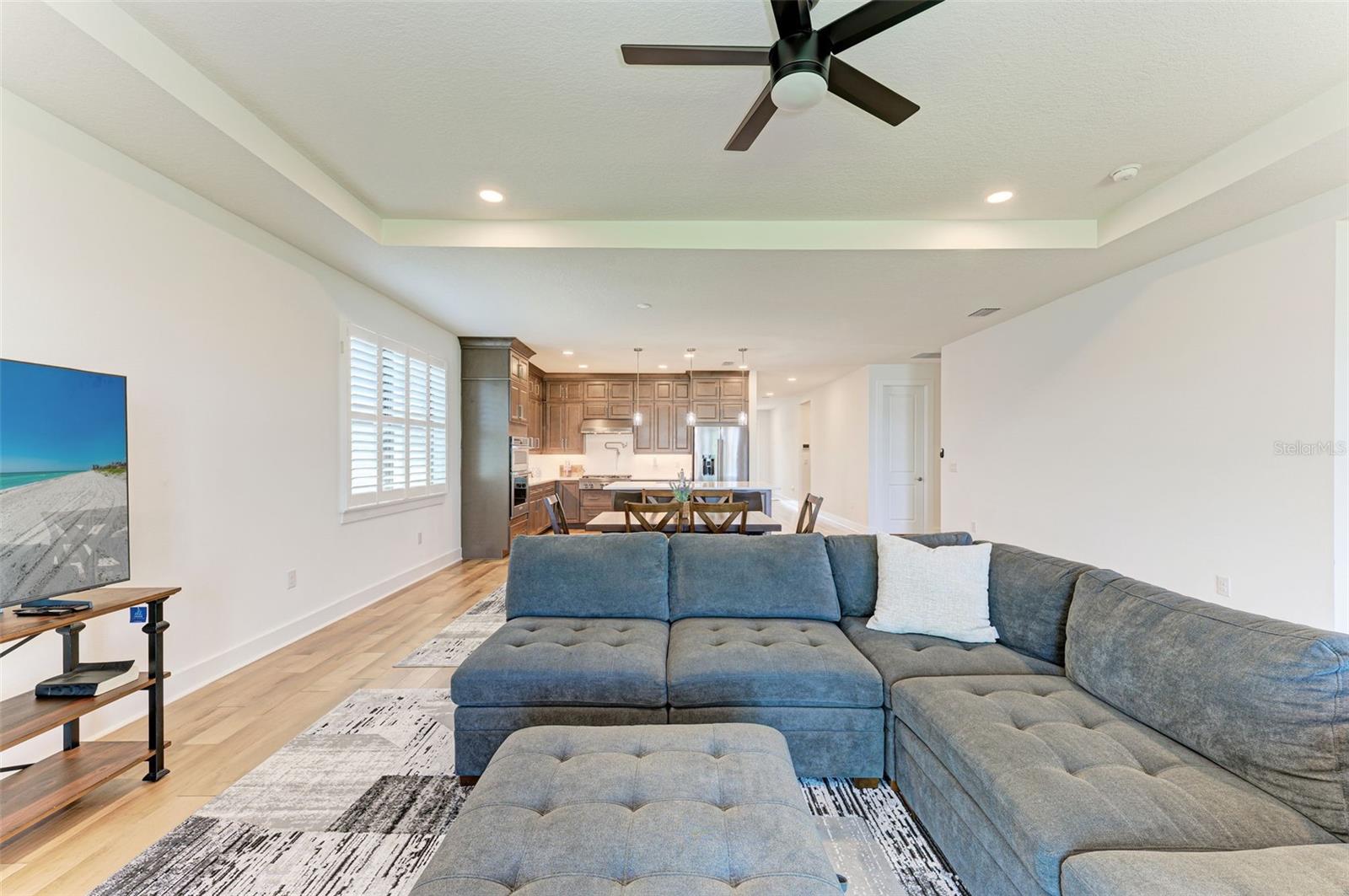 18530 MIDSUMMER PL — photo 14